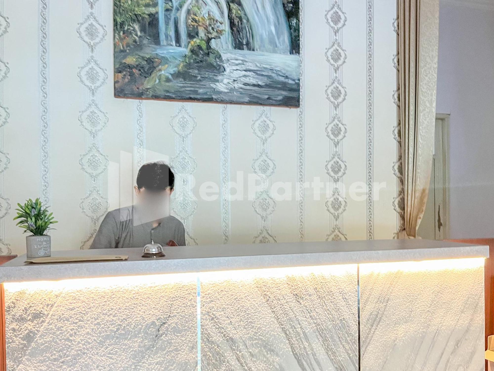 D Palma Near Lokananta Manahan Mitra Reddoorz Solo Eksteriør bilde
